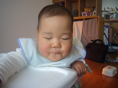 寝ながら・・・