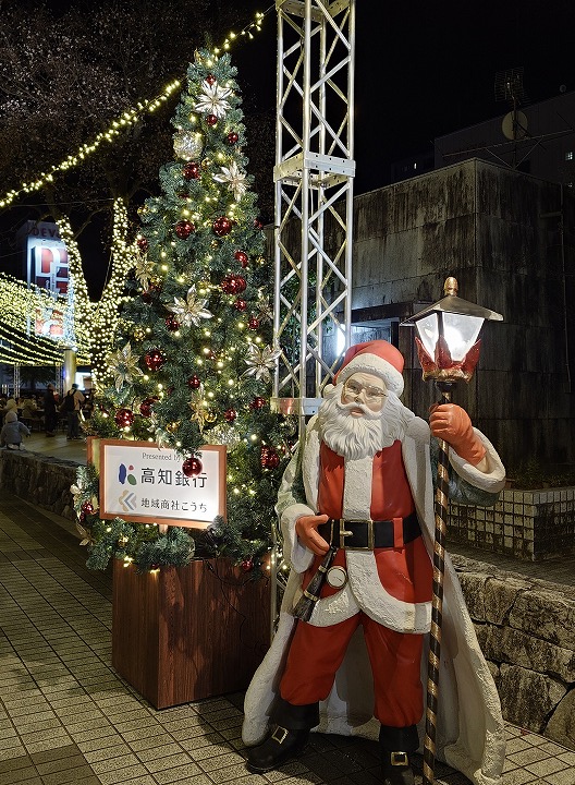 高知市帯屋町・東洋電化中央公園】「クリスマスマーケットin高知 2025